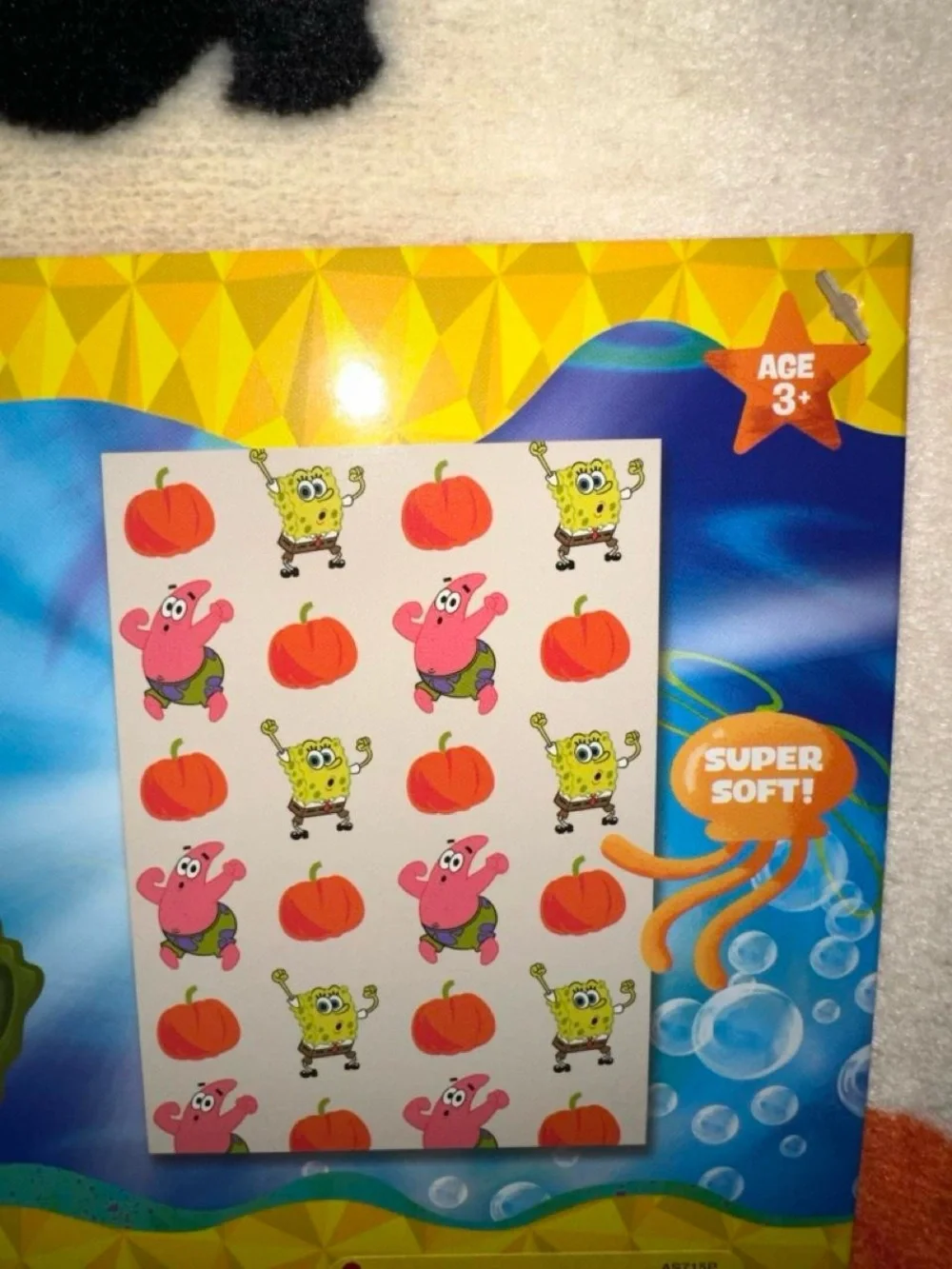 Nickelodeon SpongeBob SquarePants & Patrick Fall Pumpkins Plush Throw Blanket